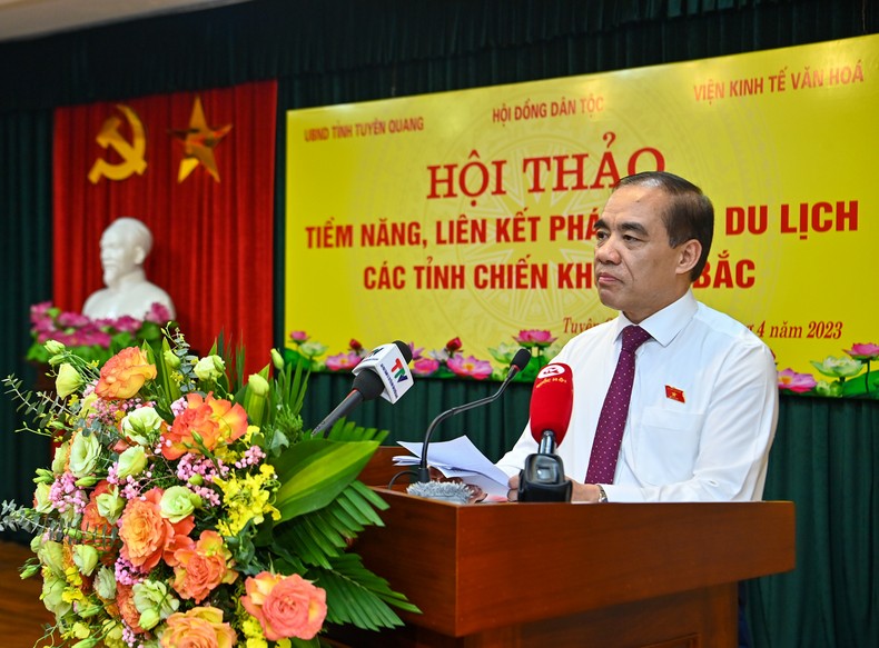  Bí thư Tỉnh ủy Tuyên Quang Chẩu Văn Lâm phát biểu tại Hội thảo